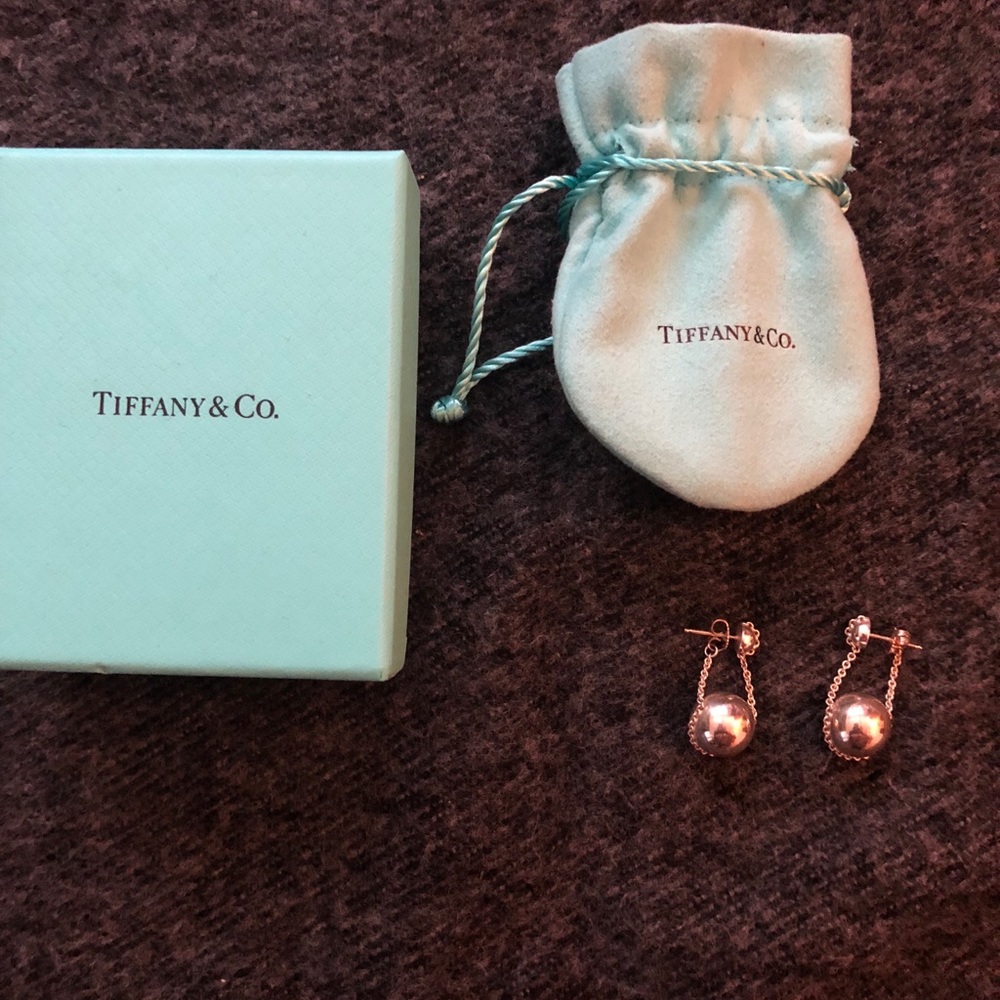 (Sold) Authentic Tiffany silver earrings